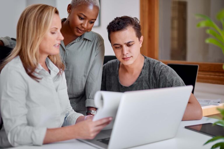 shot of a group of businesspeople working together VMGYE8G 1